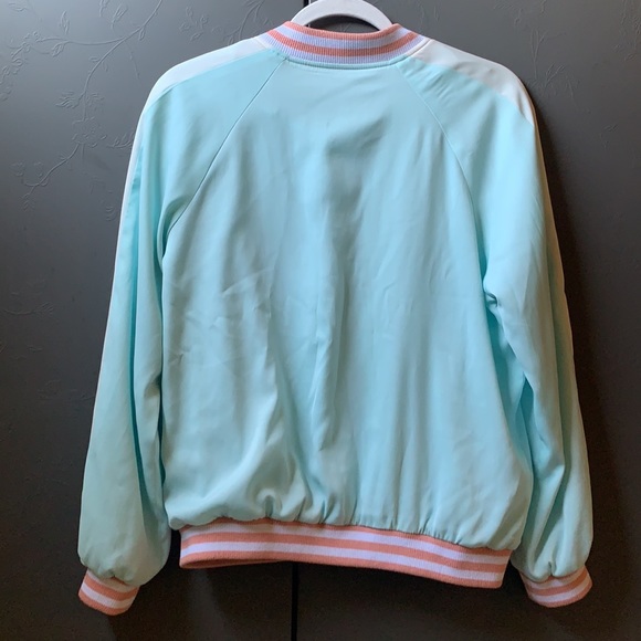 Women’s Forever 21 Blue and Pink Floral Jacket - Picture 6 of 12